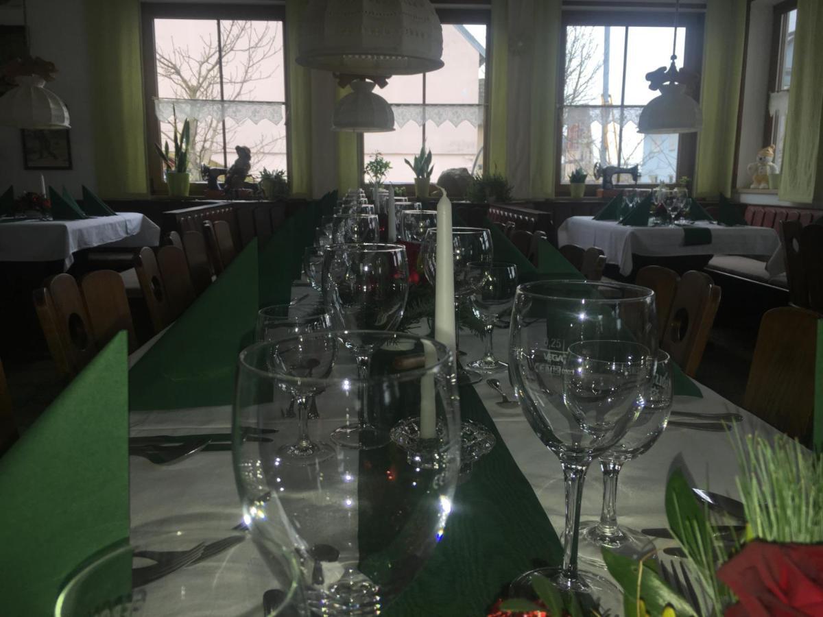 Landgasthof Krone Pleinfeld Buitenkant foto